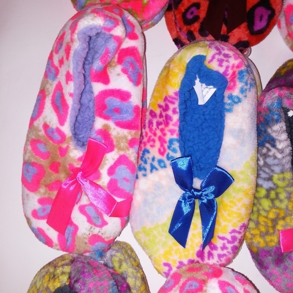 Set‎ of 12 Slipper Socks - Picture 6 of 8